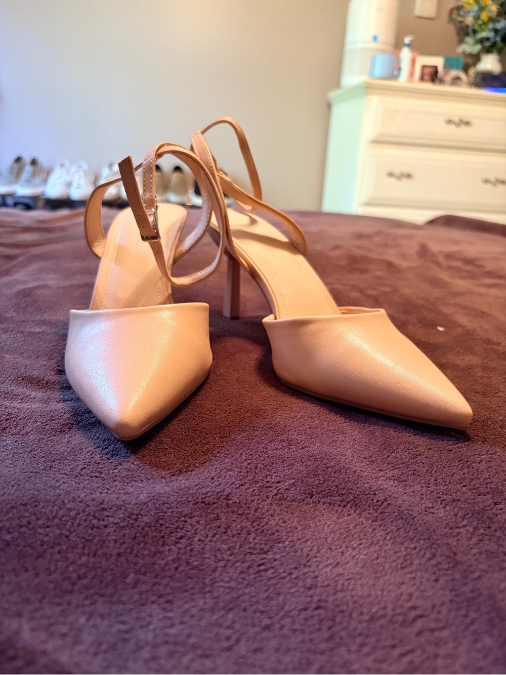 Athletech Blush Pink Pointed Slingback Heels